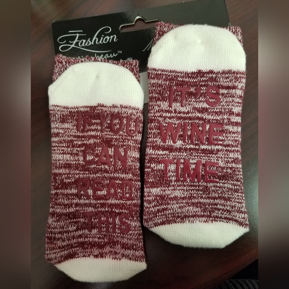 NEW Message Mates "It's Wine Time" Sparkle Novelty Socks
